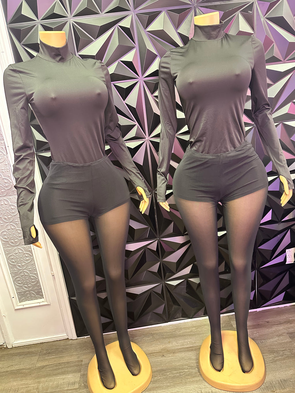 Black Out Set image 5