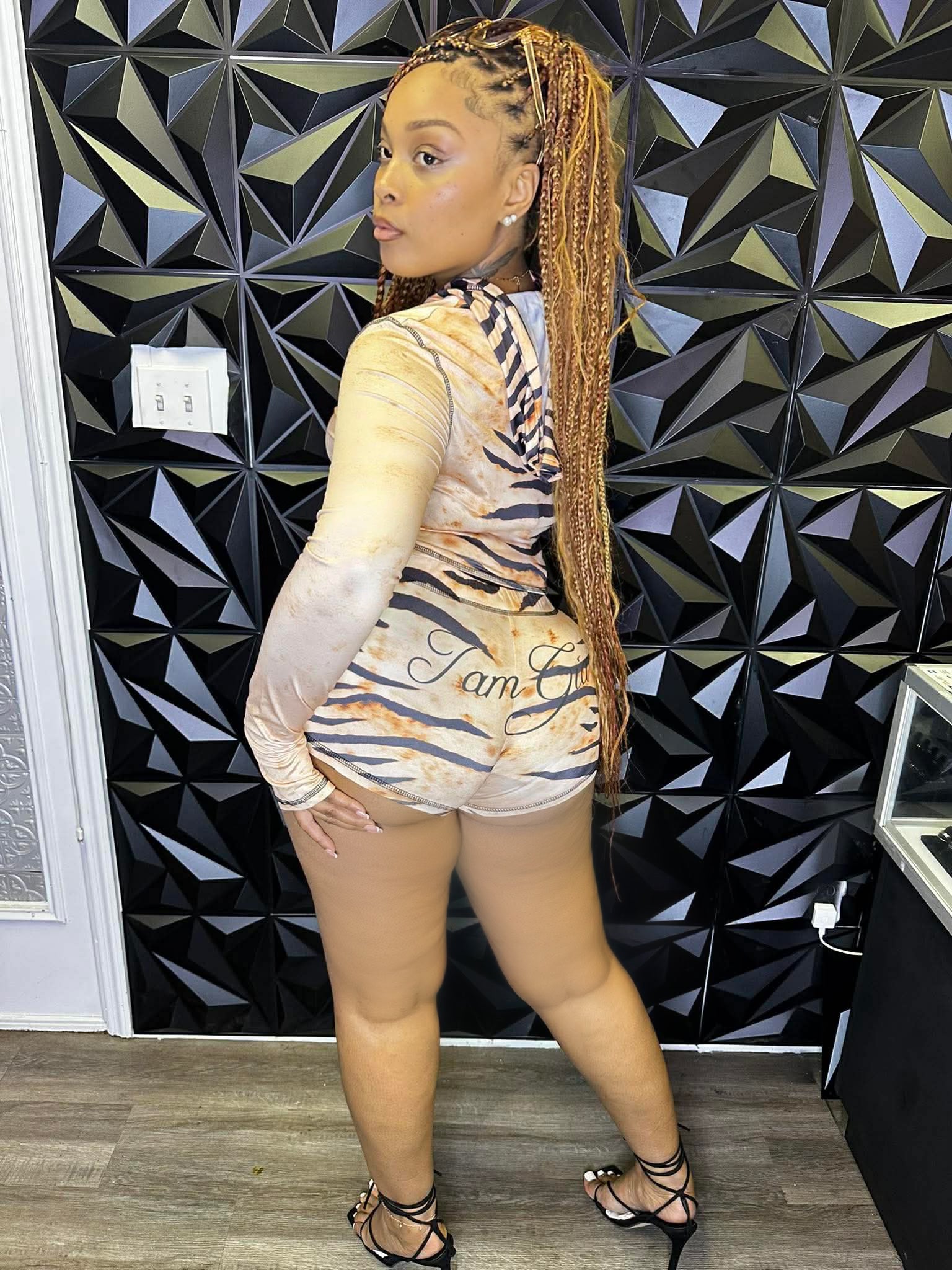 Gia Set image 4
